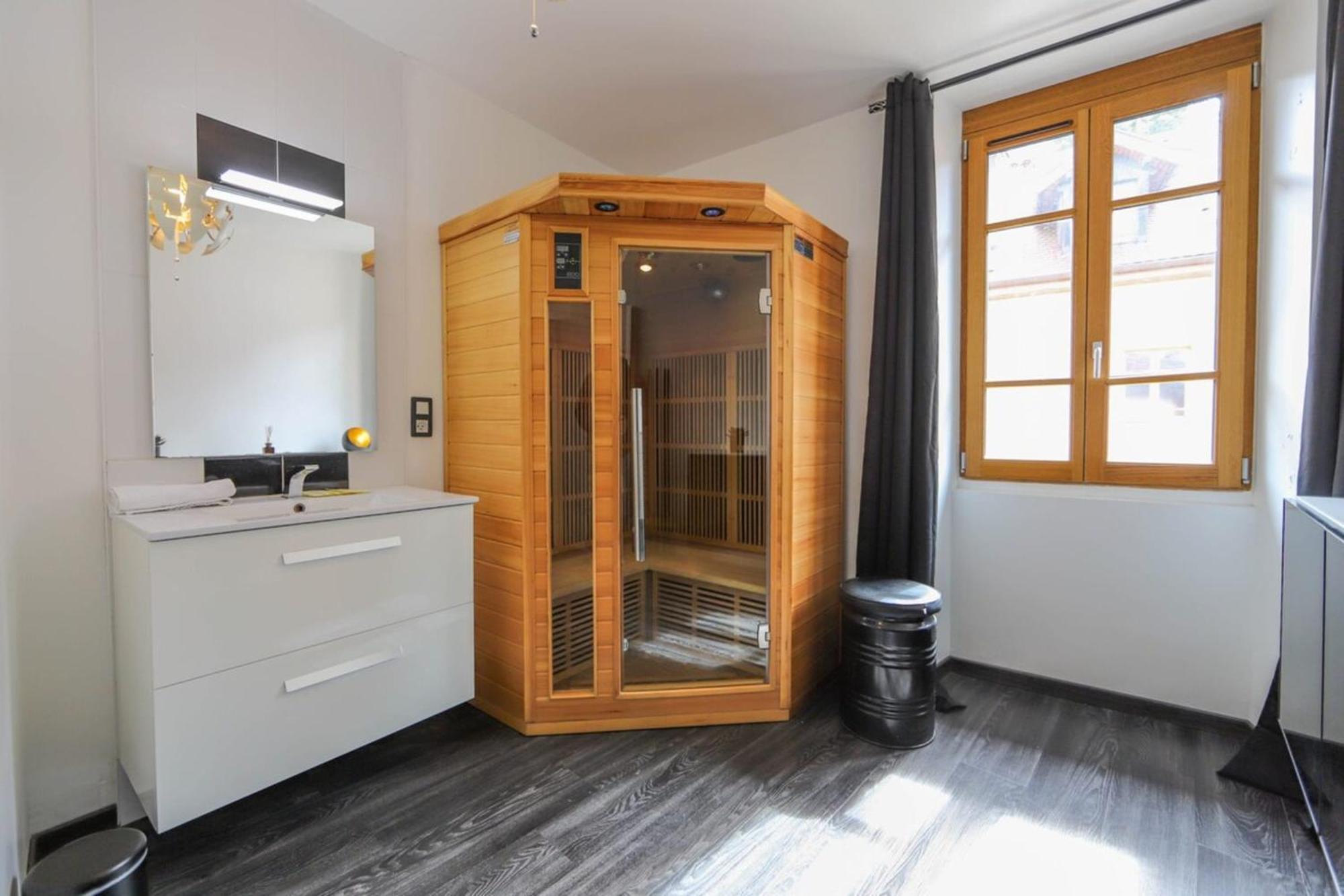 2 Bd Apartment With Sauna In The Center Of Annecy Exteriör bild